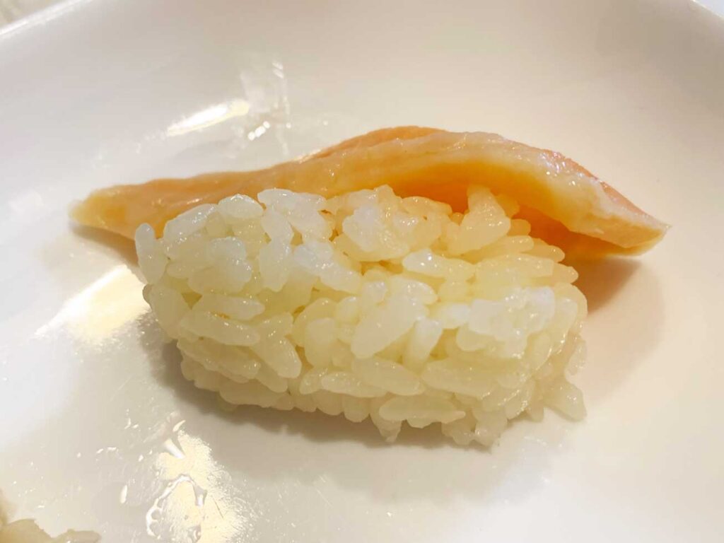 スシローの赤シャリはまずい or 美味しい?子供でも美味しく食べられる?実食ブログ